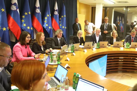 vlada ustanovna seja vlade Robert Golob / Foto: Gorazd Kavčič