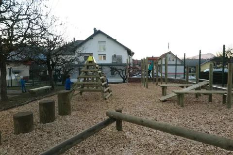 Med že uresničenimi projekti je tudi zunanja telovadnica v Retečah. / Foto: Vilma Stanovnik