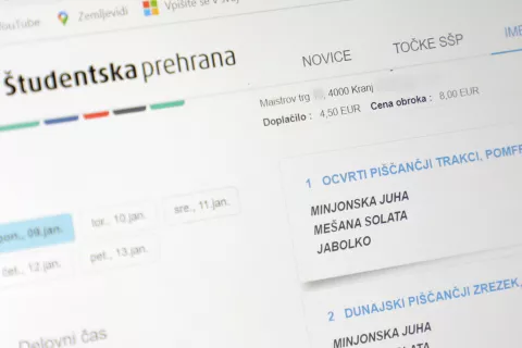 Cene študentske prehrane so z zadnjo podražitvijo presegle marsikateri študentski žep./ Foto: Tina Dokl