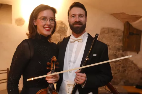 Ana Julija in Luka Mlejnik Železnik, idejni vodji Lo&scaron;kih glasbenih vilic / Foto: Gorazd Kavčič