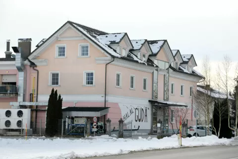 Halal Guda mesnica Mlaka pri Kranj / Foto: Tina Dokl