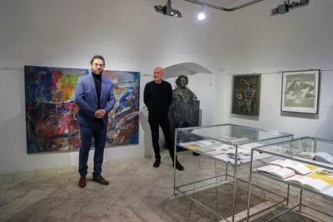 razstava likovna dela GPN posvetilo Beba Jenčič 70 let gorenjski muzej Kranj na fotografiji Gašper Peternel Marko Arnež / Foto: Tina Dokl