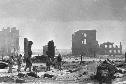 Središče Stalingrada na zadnji dan bitke, 2. februarja 1943. Danes podobno sliko kažejo ukrajinska mesta po napadih ruske vojske. / Foto: Wikipedija
