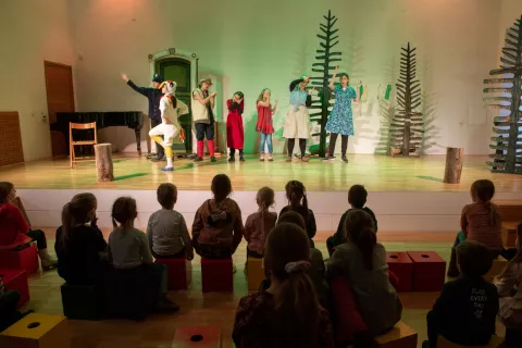 OTROŠKI ABONMA | BREMENSKI GODCI / Foto: Primož Pičulin