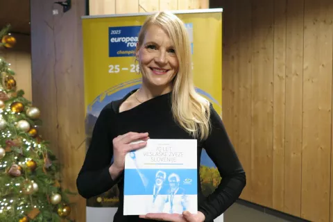 Nataša Mrak je avtorica knjige o bogati zgodovini slovenskega veslanja. / Foto: Vilma Stanovnik
