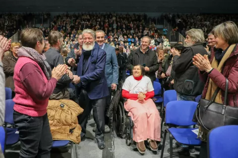 srečanje Pedro Opeka &scaron;portna dvorana Medvode / Foto: Tina Dokl