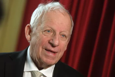 Karel Smolle. Jo&scaron;ko Tischler je bil zanj zgled politične, kulturne in vzgojne osebnosti. / Foto: Gorazd Kavčič