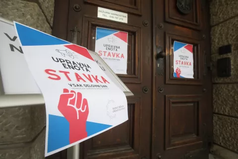 Konec stavke upravnih enot