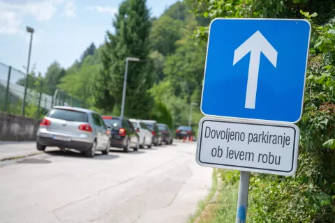 Nezadovoljstvo zaradi parkiranja