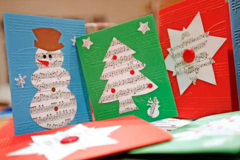 Ročno izdelane vo&scaron;čilnice in s klasično po&scaron;to &hellip; / Foto: Gorazd Kavčič / Foto: 