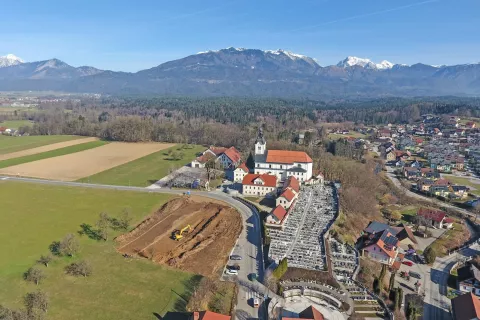 Zračni posnetek terena, na katerem so potekala arheološka izkopavanja / Foto: Arhiv Podjetja Pjp