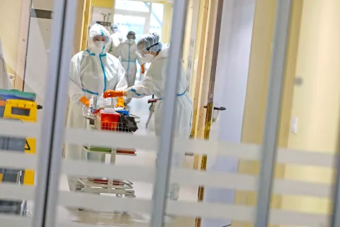 V Splošni bolnišnici Jesenice so doslej zdravili 216 pacientov s covidom-19. / Foto: Gorazd Kavčič / Foto: 