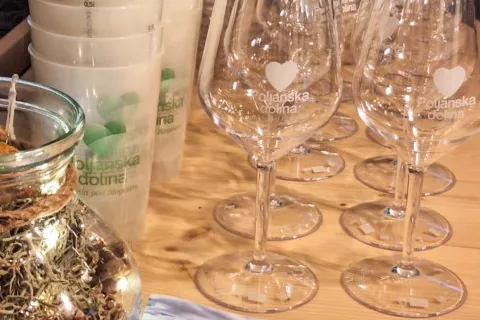 Kozarci za večkratno uporabo Zavoda Poljanska dolina / Foto: Arhiv Zavoda Poljanska Dolina