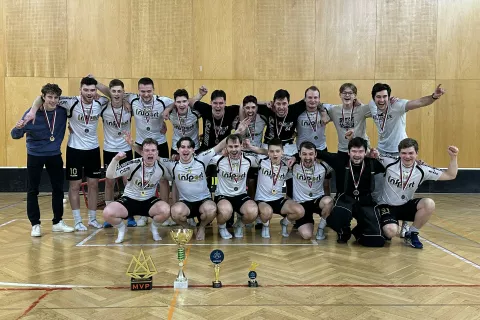 Ločani so se tudi letos veselili naslova prvakov med prvoligaši. / Foto: Arhiv Fbk Loka