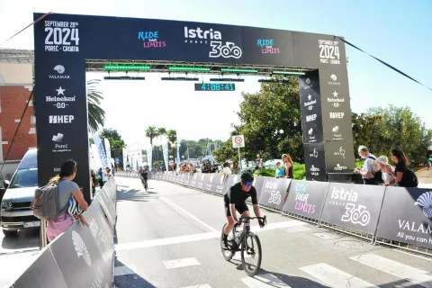 Marijan Gros na cilju - Istra 300 / Foto: Finisherpix