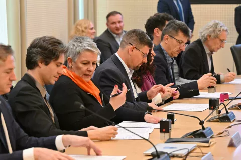 Socialni partnerji so v sredo v Ljubljani podpisali dogovor o noveli zakona o pokojninskem in invalidskem zavarovanju. / Foto: Žiga Živulović ml./Bobo