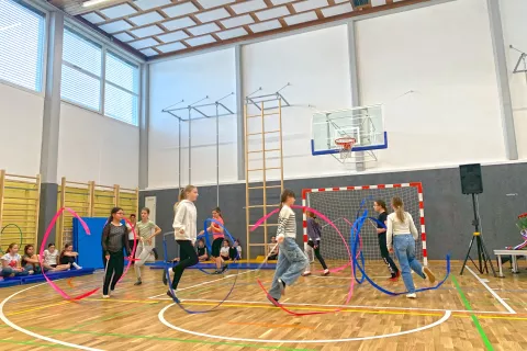 Prenovljena telovadnica Osnovne šole Jakoba Aljaža Kranj / Foto: Mok