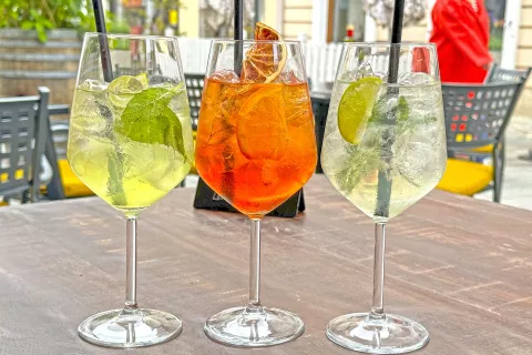 koktail alkohol alkoholna pijača / Foto: Tina Dokl