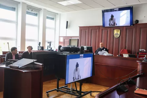 sojenje za umor žene Mohammada Esmaeila Owfjarda / Foto: Tina Dokl