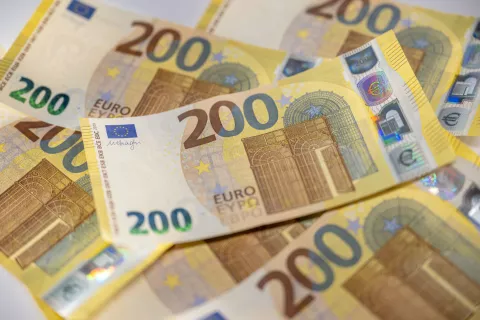 Fotografija je simbolična. / Foto: Nik Bertoncelj