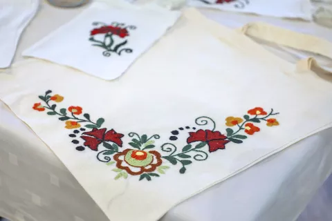 Konec tedna vabljeni na razstavo ročnih del na Dovje. / Foto: Tina Dokl, arhiv Gorenjskega glasa