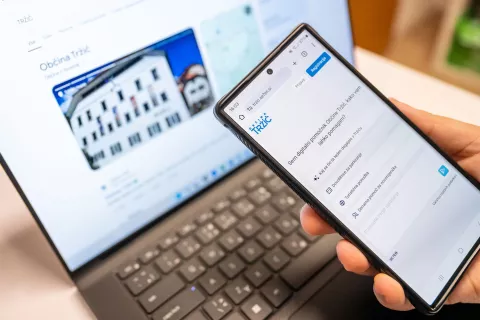 Nova digitalna storitev omogoča hitro in učinkovito iskanje informacij. / Foto: Nik Bertoncelj