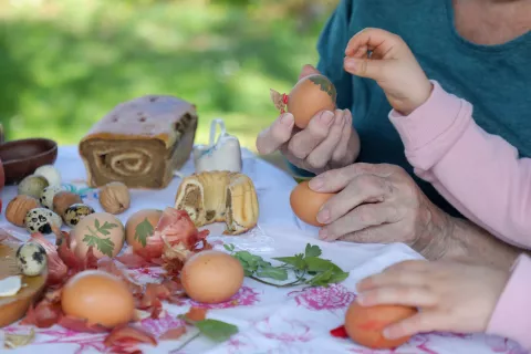 CZ velika noč pirhi šunka prata potica ustvarjanje / Foto: Tina Dokl
