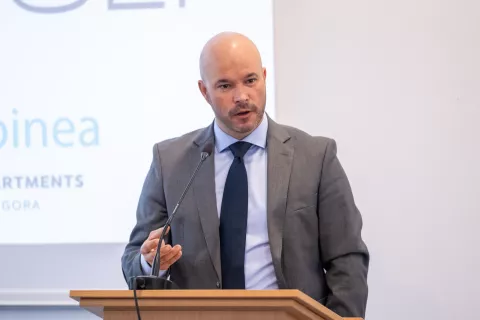 TranStat mednarodna delavnica gorskih centrovNa fotografiji Matevž Frangež državni sekretar Ministrstvo za gospodarstvo, turizem in šport / Foto: Nik Bertoncelj