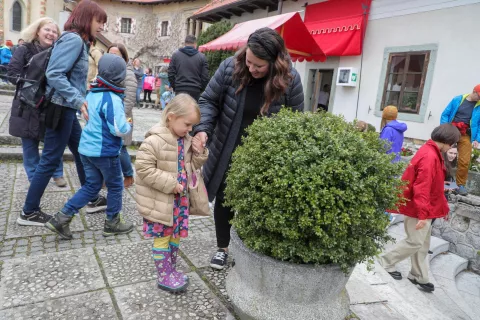 Prireditev Lov na pirhe ima dolgo tradicijo. / Foto: Tina Dokl