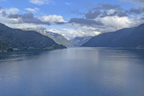 Mogočne ledeniške doline, ki jih je zalilo morje. / Foto: Rok Logar