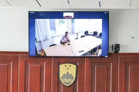 sojenje za umor žene Mohammada Esmaeila Owfjarda / Foto: Tina Dokl