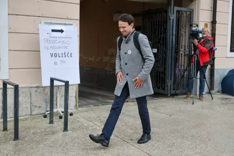 andrej hoivik glasovanje / Foto: Tina Dokl