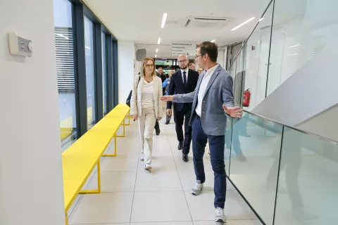 Obisk delegacija ministrov srečanje WHO pobude majhnih držav v OZG OE ZD Radovljica / Foto: Tina Dokl