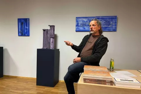 Tomaž Šebrek razstavlja v MKK / Foto: Petra Puhar