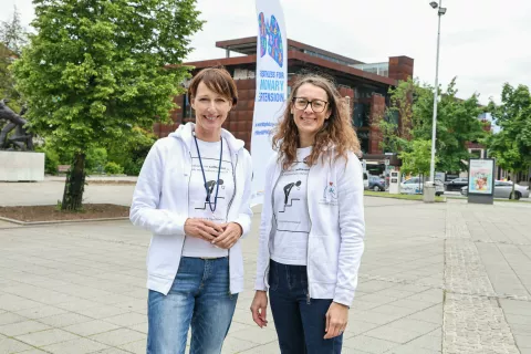 dan pljučnih bolezni pljučna hipertenzija na fotografiji z leve Tadeja Ravnik in Nina Kobler / Foto: Tina Dokl