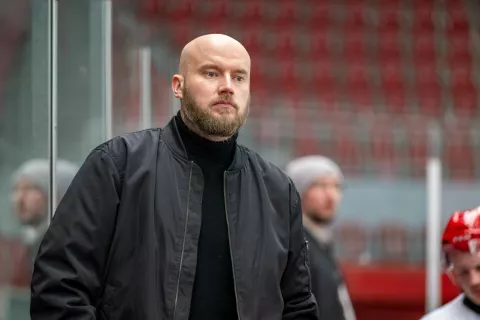 Polfinalna tekma državno prvenstvo hokej SIJ ACRONI JESENICE – RST PELLET CELJEtrener Niko Eronen / Foto: Nik Bertoncelj