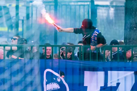 Nogometna tekma NK Jesenice proti NK Izola / Foto: Nik Bertoncelj