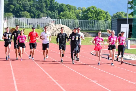 skakalci ženska moška A ekipa stadion športni park Kranj skupna vsi / Foto: Tina Dokl