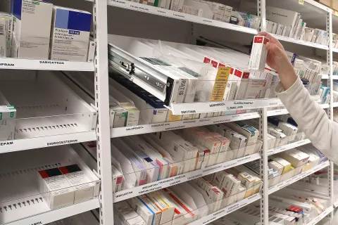 Letos bo največja investicija Gorenjskih lekarn izgradnja prizidka in celovita prenova lekarne v Stražišču. Fotografija je simbolična. / Foto: arhiv Gorenjskega glasa