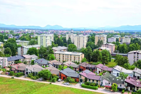 nepremičnina nepremičnine Kranj pogled od zgoraj / Foto: Tina Dokl