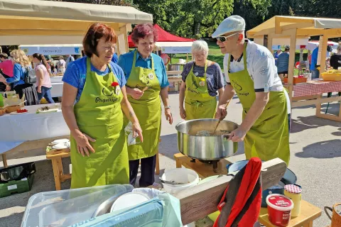 Festival praženega krompirja na Bledu / Foto: Arhiv Avtorice