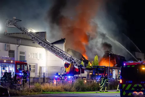 Požar Zgoša industrijska cona Begunje na Gorenjskem / Foto: Nik Bertoncelj