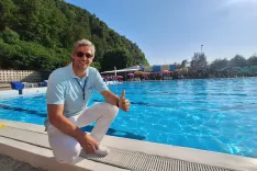 Mednarodni sodnik Tevž Suhadolnik se vedno znova rad vrača v Kamnik. / Foto: Calcit Waterpolo