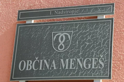 Z zaključnim računom je Občina Mengeš seznanila v juniju. / Foto: Tina Dokl