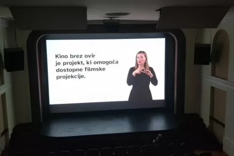 Projekt Kino brez ovir predstavlja pomemben korak k enakopravnejši dostopnosti kulture. / Foto: Kd Cerknica