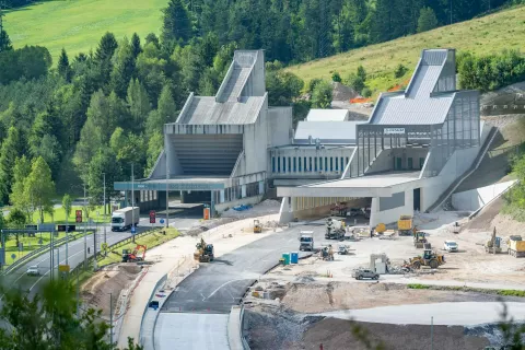 Predor Karavanke gradnja druge cevi(julij 2025)  / Foto: Nik Bertoncelj