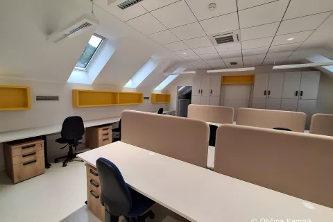 V Zdravstvenem domu dr. Julija Polca Kamnik so zaključili obsežno prenovo, ki je omogočila nastanek novih funkcionalnih prostorov za patronažno službo. / Foto: Občina Kamnik