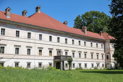 Dvorec Lazarini Valburga Smlednik občina Medvode / Foto: Tina Dokl