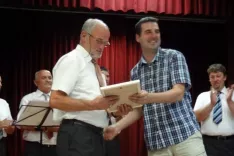 Krajevna skupnost Zasip je Cirilu Kraigherju podelila naziv častni občan. / Foto: Arhiv Kud Zasip