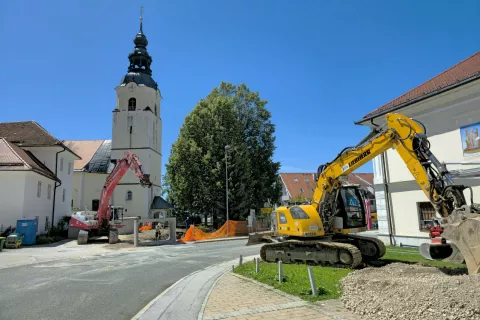 Sanacija vodotoka Suha v središču Preddvora / Foto: Alenka Brun